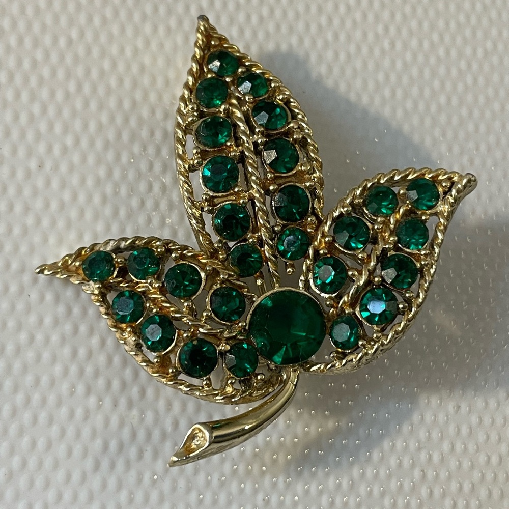 Gold Leaf Brooch with Green Gemstones